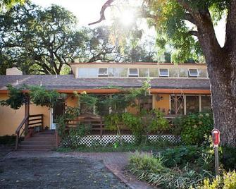 Rustridge Ranch & Winery - Saint Helena - Building
