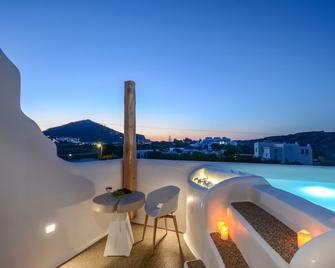 Naxos Euphoria Suites - Stelida - Bazén