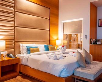 The Fern Surya Resort Dharampur, Kasauli Hills, Series by Marriott - Kasauli - Bedroom