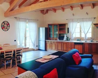 Tenuta I Maroneri - Drena - Dining room