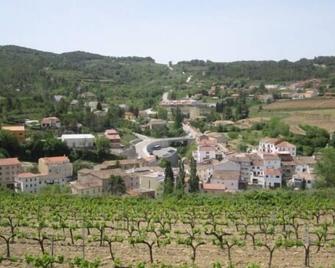 Self catering El Planot for 4 people - Pontons - Edificio