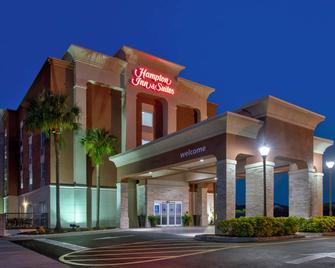 Hampton Inn & Suites – Cape Coral/Fort Myers Area, FL - Cabo Coral - Edificio