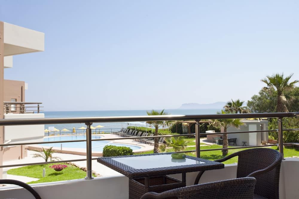 فايدرا هوتل