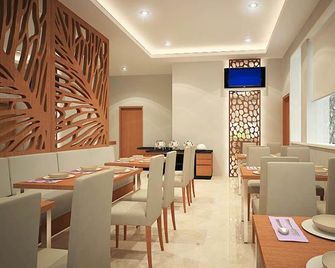 Front One Boutique Brani Solo - Surakarta City - Restaurant