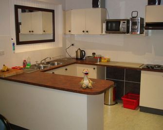 Snowdream Motel - Berridale - Kitchen
