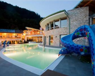 Parc Hotel Du Lac - Levico Terme - Pool