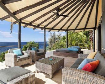 Villa Orange Palm with spectacular sea views and private pool - Kralendijk - Balkon