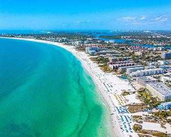 Siesta Sands Beach Resort Gulf View - Siesta Key - Beach