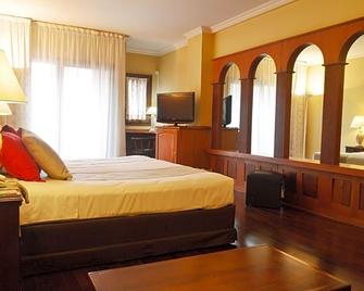 Hotel Posta Carretas - Buenos Aires - Bedroom