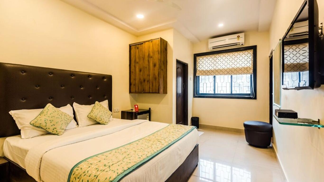 OYO 8373 Rigga Inn