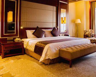 Suzhou Interntional Hotel - Suzhou - Bedroom