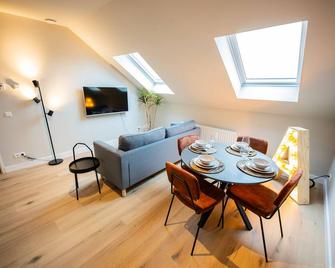 Harmony Spacious 3brd Apartment Pk15 - Rotterdam - Dining room
