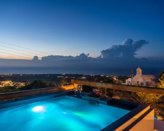 Noelia Suites - Oia - Piscine