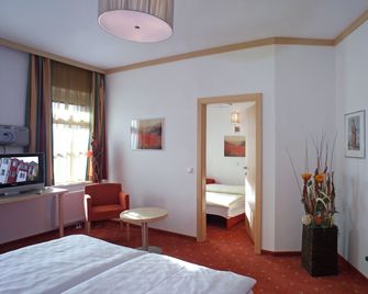 Hotel Restaurant Wallner I contactless check-in - Sankt Valentin