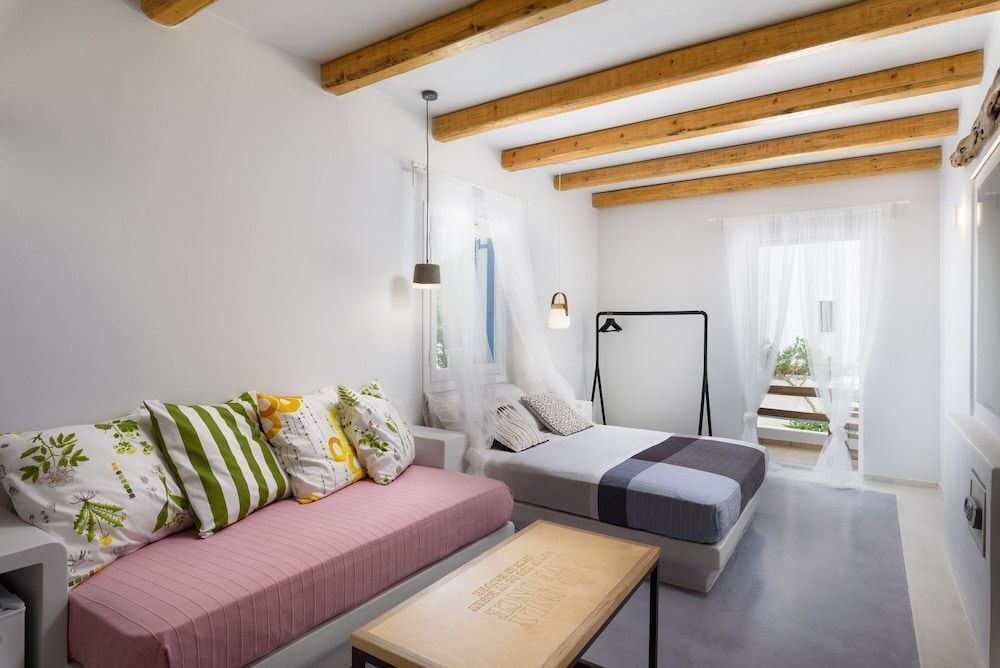 أيوس ريزورت