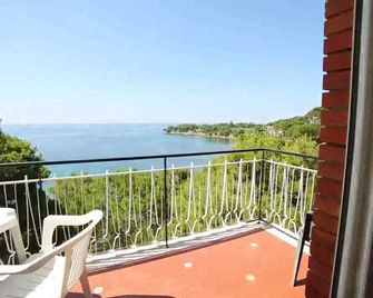 호텔 푼타 리코사 - 몬테코리세 - 발코니
