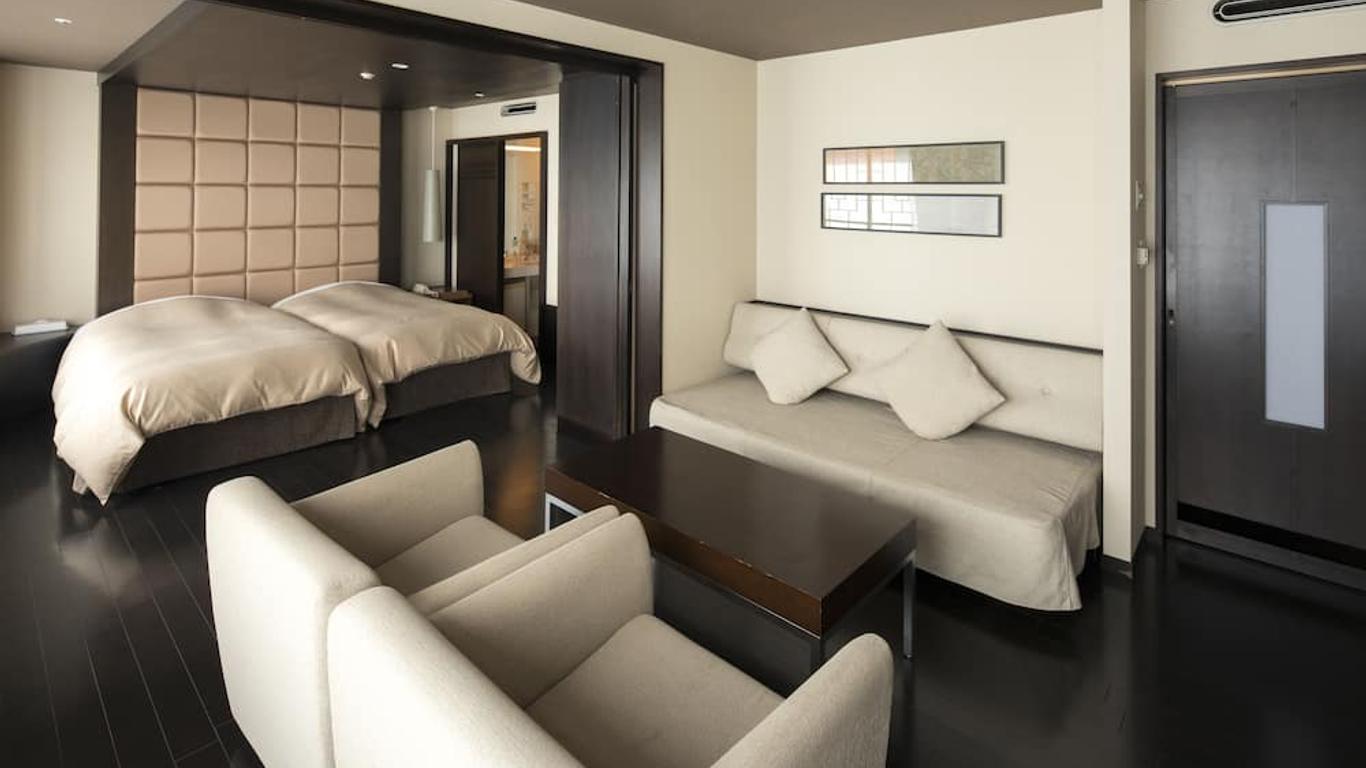 Sapporo Kitahiroshima Classe Hotel