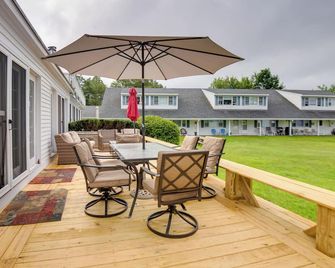 Lakefront Bristol Vacation Rental - Hike and Ski! - Bristol - Patio