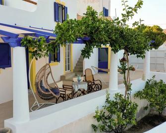 Aurora Retreat in Spilia Leros - Lipsi - Patio