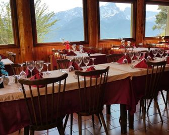 Boustigue Hotel - Corps - Restaurante