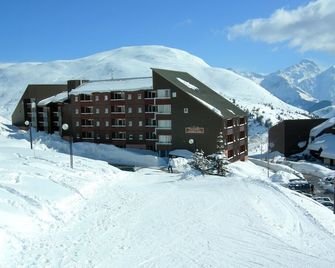 Residence Pierre & Vacances Les Horizons d'Huez - Huez - Building