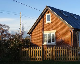 Welcome to Tuolumne Cottage - Denbigh - Gebouw