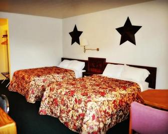 Town House Motel - Rapid City - Bedroom