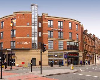 Premier Inn Manchester City Centre Portland Street - Manchester - Gebouw