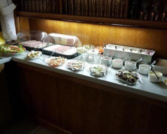 Hotel Bertramshof - Wismar - Buffet