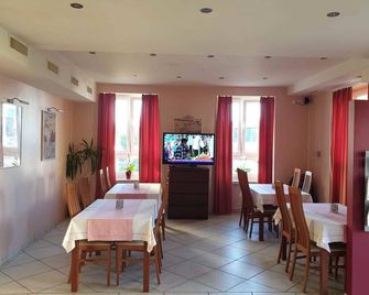 Hotel Edelweiss - Neuhausen am Rheinfall - Restaurante