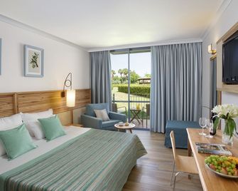 Nof Ginosar Kibbutz Hotel - Ginosar - Bedroom