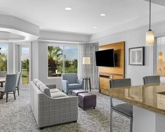 Marriott Desert Springs Villas 1 bedroom villa Coachella fest Shuttle to venue - 棕櫚得 - 客廳