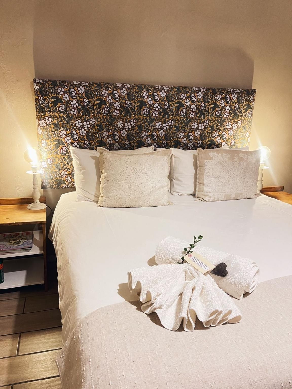 Francines Farmhouse & Venue - הודספרוט - חדר שינה