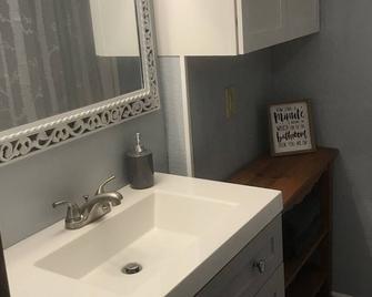 Great Little Getaway For A Ride In The Royal Blue Mountains , Pioneer Tennessee - Pioneer - Baño