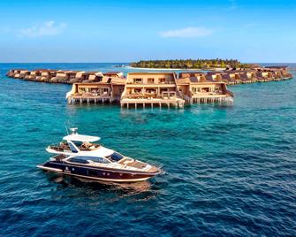 The St. Regis Maldives Vommuli Resort - Vommuli - Building
