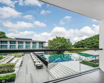 Oriental Resort Guangzhou-Free Shuttle Bus During Canton Fair - גואנגג'ואו - פטיו