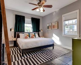 Charming Uptown Stay Private Yard - Nueva Orleans - Habitación