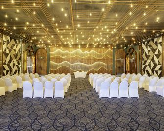 Radisson Gurgaon Udyogvihar - Gurugram - Αίθουσα συνεδριάσεων