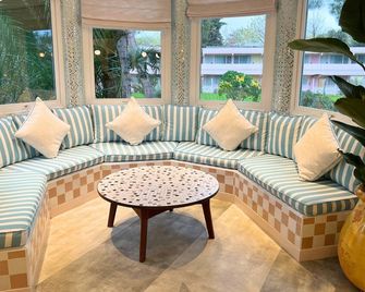 Kyriad Cannes - Mandelieu - Cannes - Salon