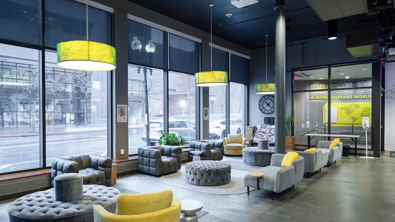 إتش آي بوسطن