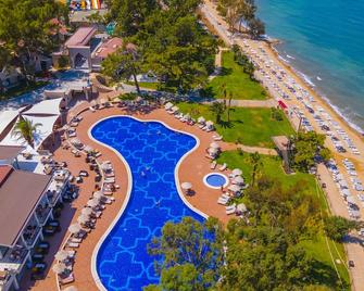 Long Beach Club Nature - Akbük - Piscine