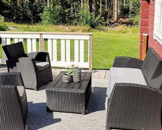 4 Star Holiday Home in Enkoping - Enköping - Innenhof