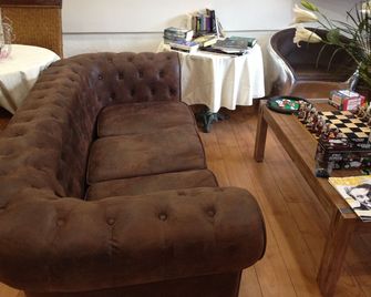 Boutique Hotel Couleurs du Sud - Cannes - Living room