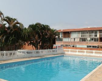 Condomínio Maranduba Ville II - Ubatuba - Piscina