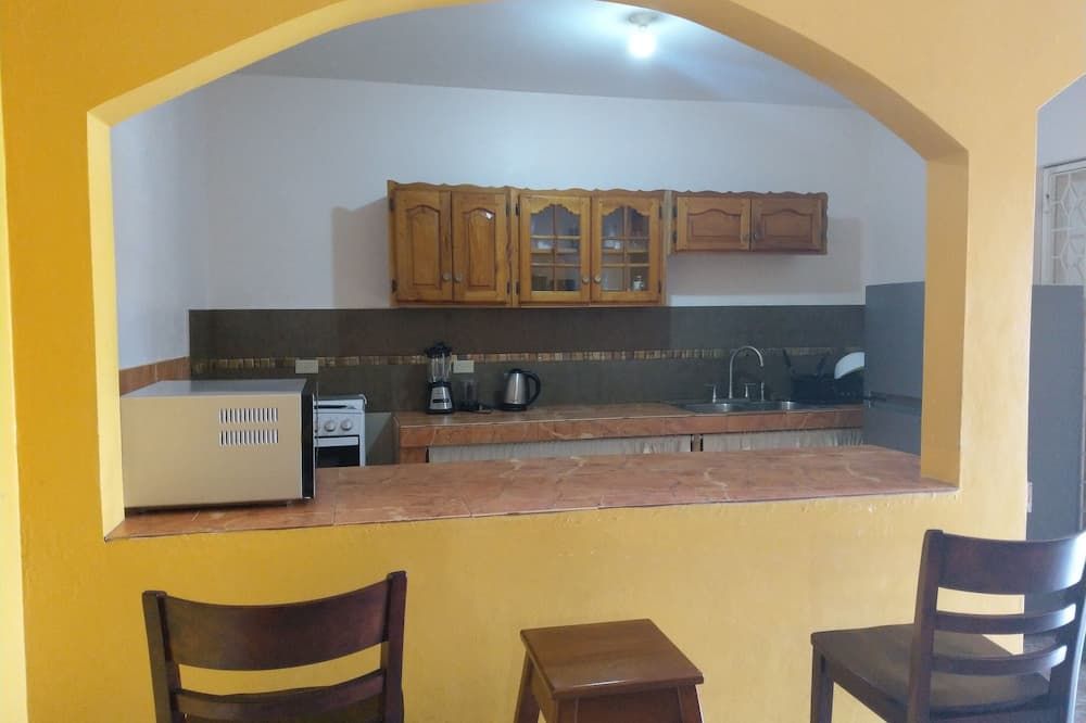 Quiet relaxing mountainous get away! - Bahía Montego - Cocina