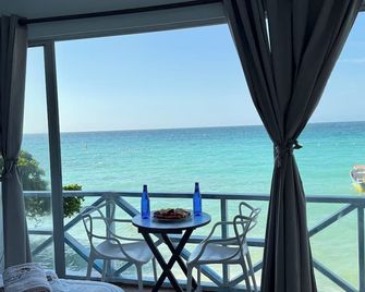 Hotel Playa Surf Baru - Barú - Balcon