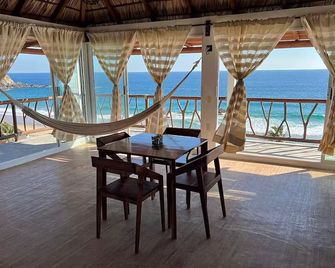 New ad - Zipolite - Balcón