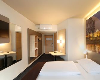 B&B Hotel Berlin City-West - Berlin - Bedroom