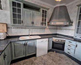 Casa Paraiso - San Bartolomé - Kitchen