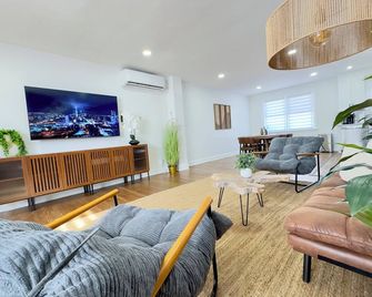 Comfort Philly Stay Jacuzzi and Parking - Filadelfia - Sala de estar